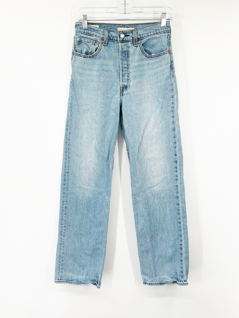 Levi’s Ribcage Straight Ankle Jeans Button Fly